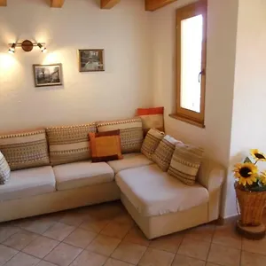 Casa Montuglio San Siro (Lombardy)